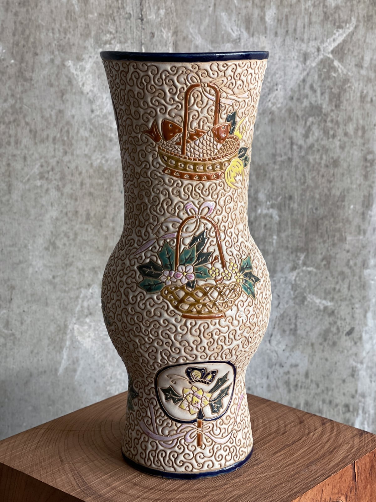 Bien Hoa／Flower vase | 333 & tay - Delivery Service
