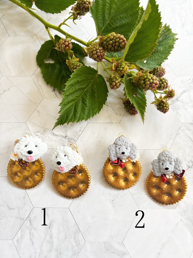 ビスケットドッグイヤリング