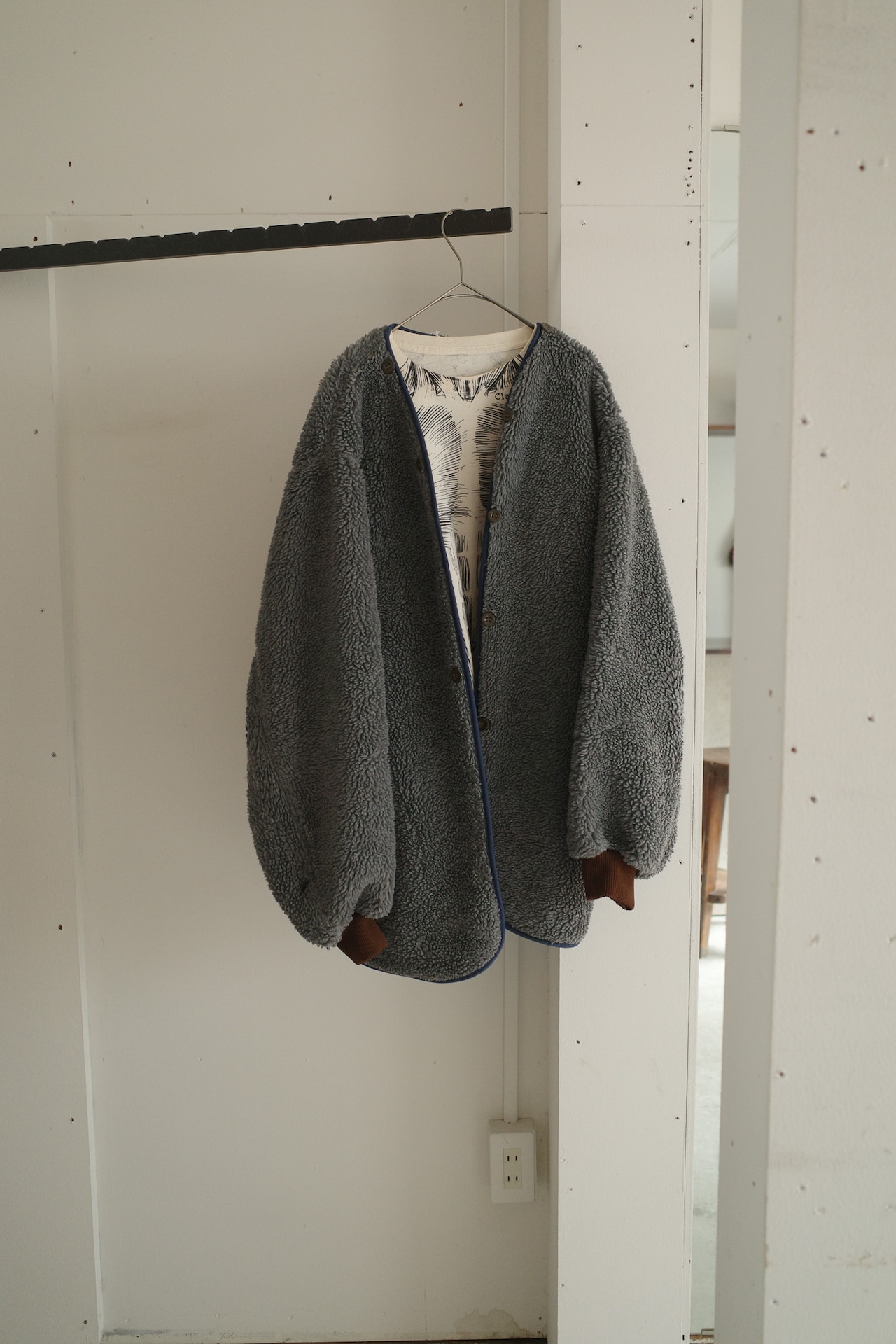 waves know shores jacket