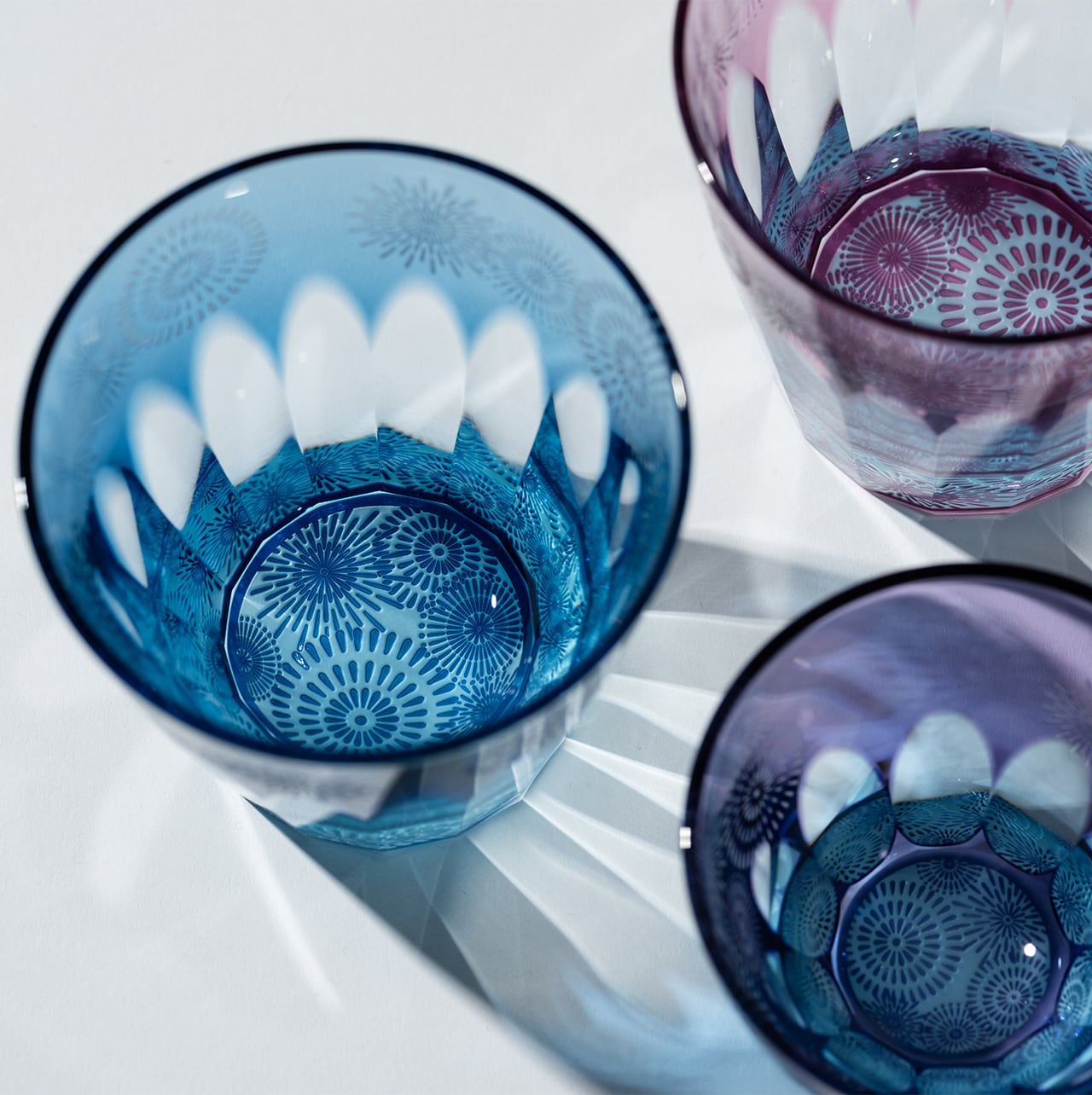 花火（インディゴ×ライトブルー）大サイズ | 椎名切子（GLASS-LAB