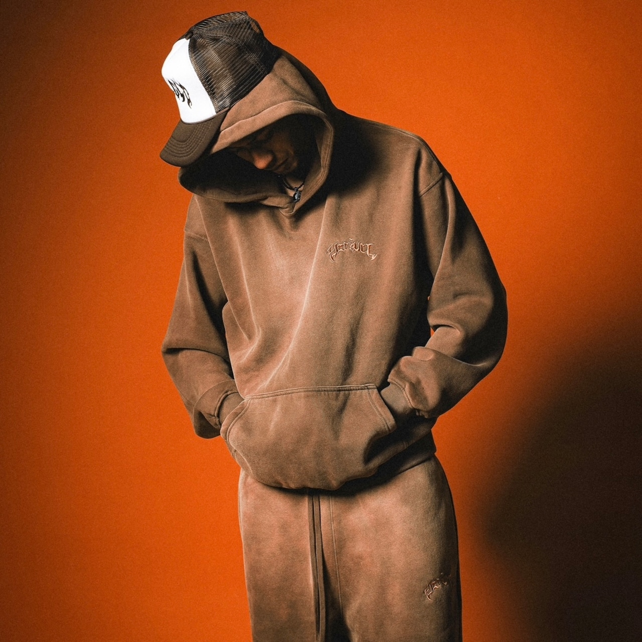 OG SMALL LOGO PIGMENT HOODIE