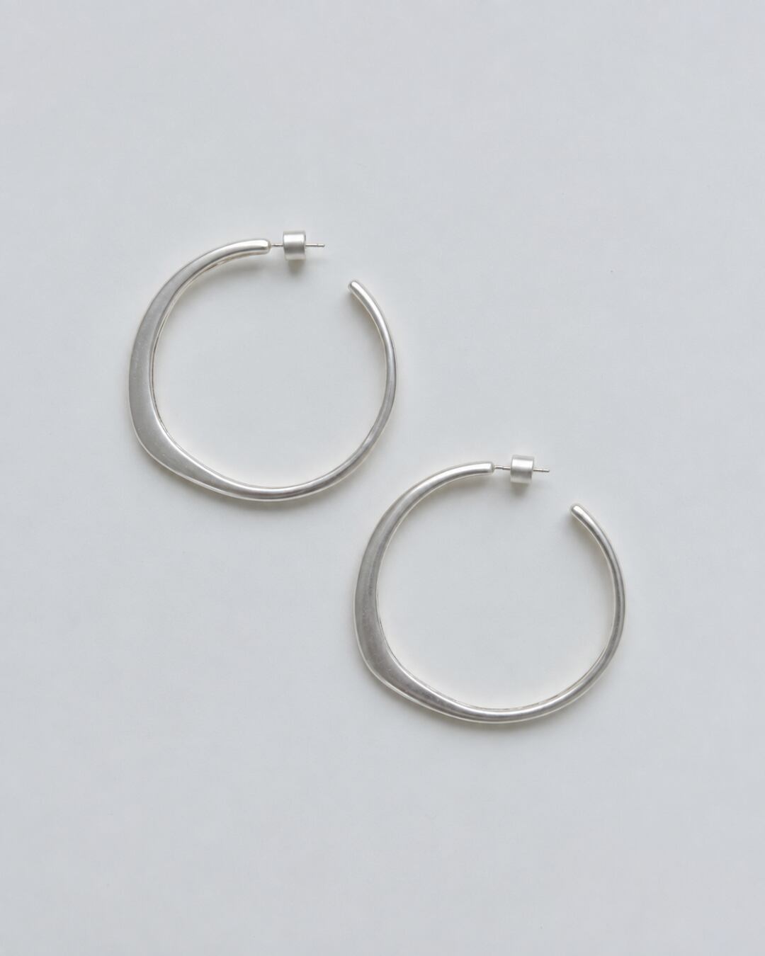 Minimal Silver Hoop Earrings