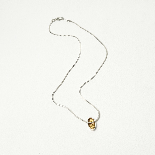 VUN-12 "swim" necklace