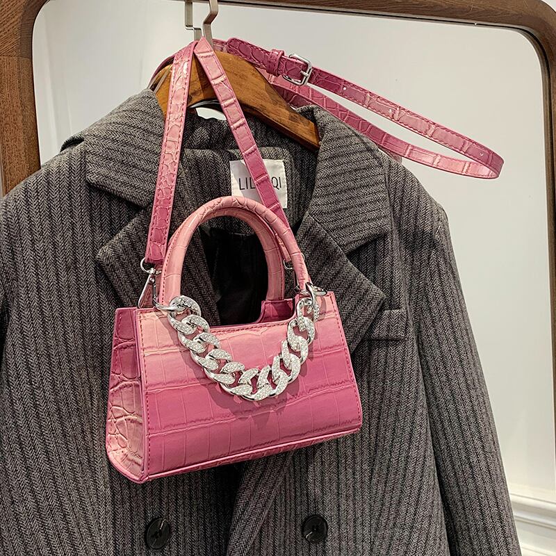 スタイルレッド スクウェア メッセンジャーバッグ Tiancai_Wing_Bag55981228636