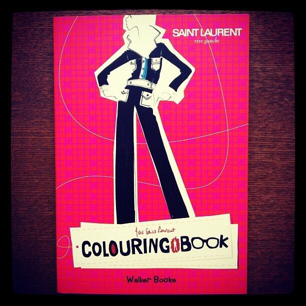 SAINT LAURENT rive gauche FASHION 作品集 本 ファッションの本「Yves Saint Laurent Rive Gauche Colouring Book