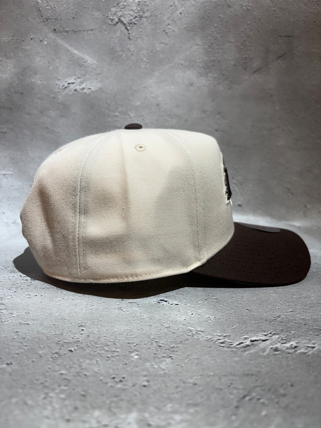 Mitchell＆Ness/ミッチェルアンドネス NBA ロサンゼルス・レイカーズ キャップ クリーム