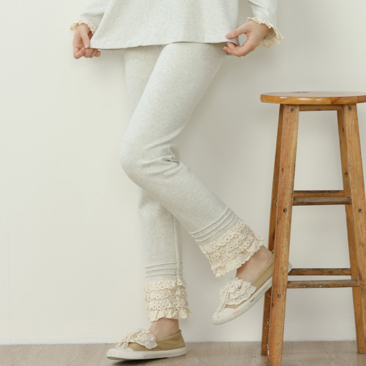 4段レース レギンス 4col Y 11125 | Raglana