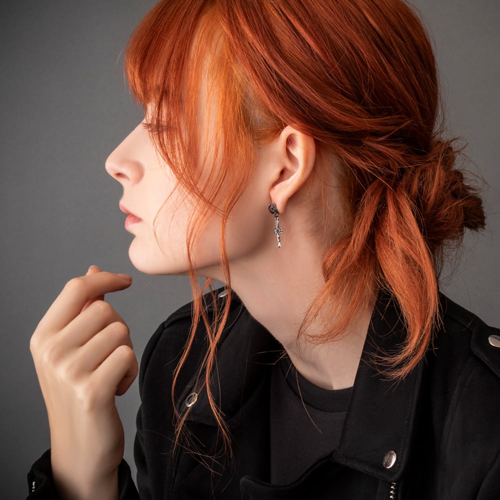 クロスクラウンピアス 片耳用 AKE0112 Cross crown earring シルバー