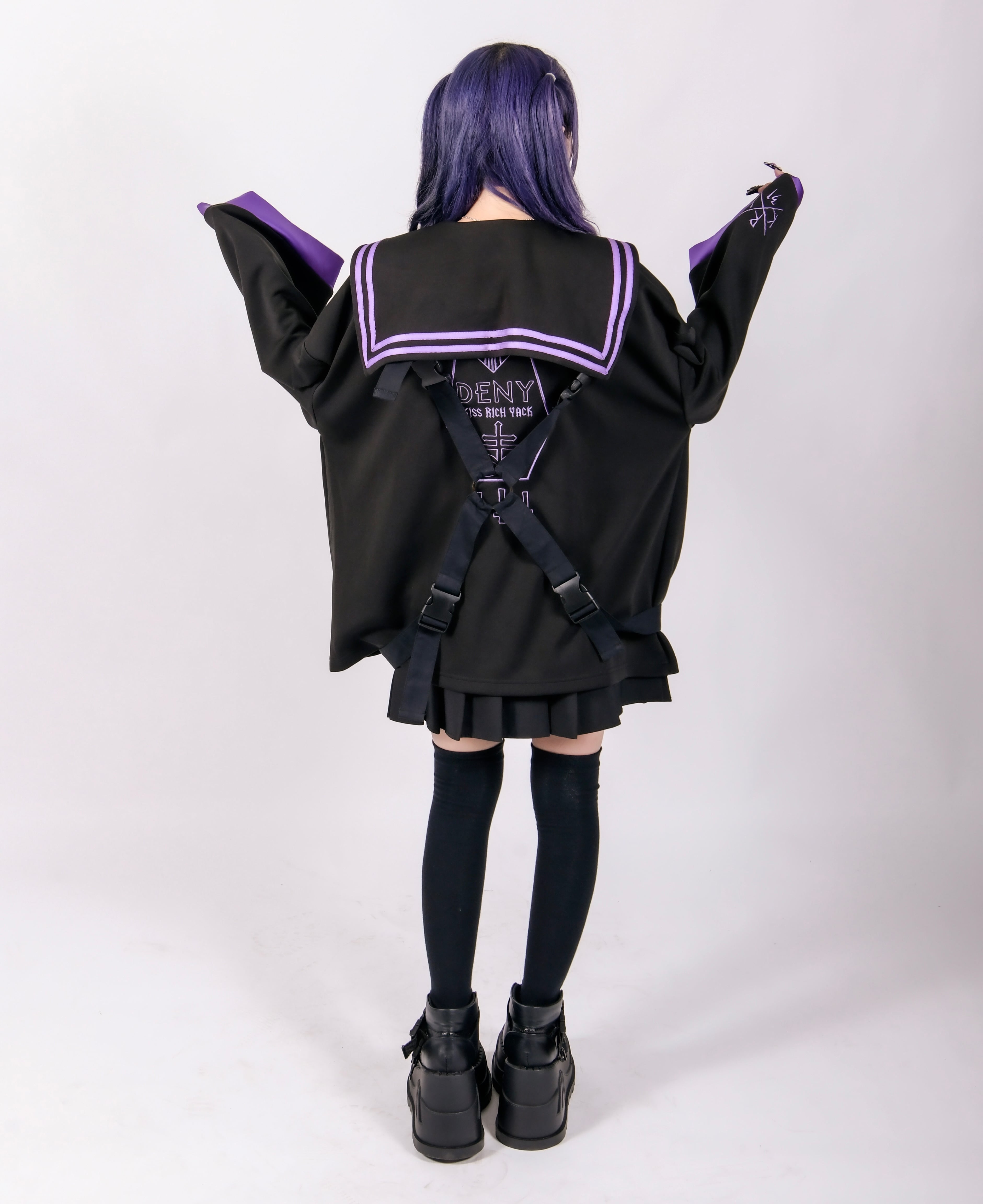 展示品「DENY」 | KRY clothing