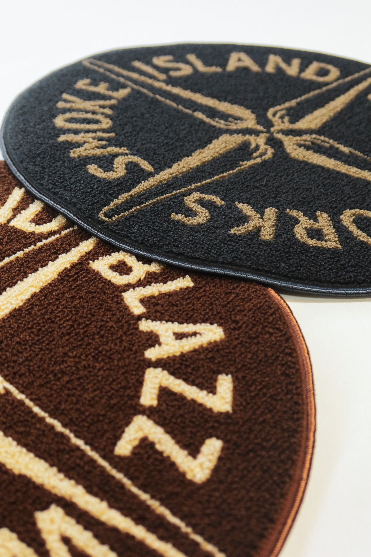 SMOKE ISLAND INTERIOR MAT [NAVYxKHAKI]