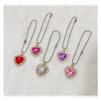 キラキラハートのネックレス