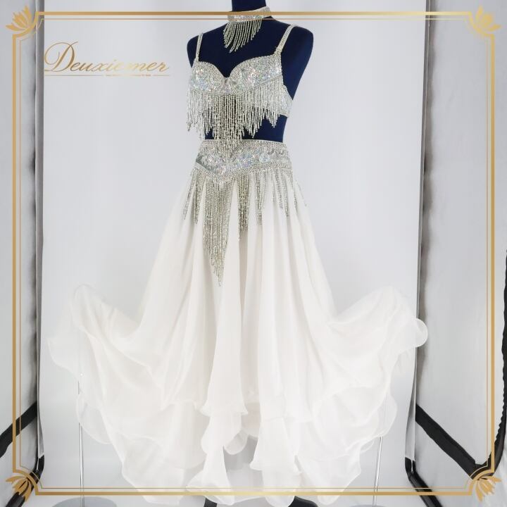 ビーズ装飾ホワイトフレアドレス ホワイトビーズ装飾2ピースドレス