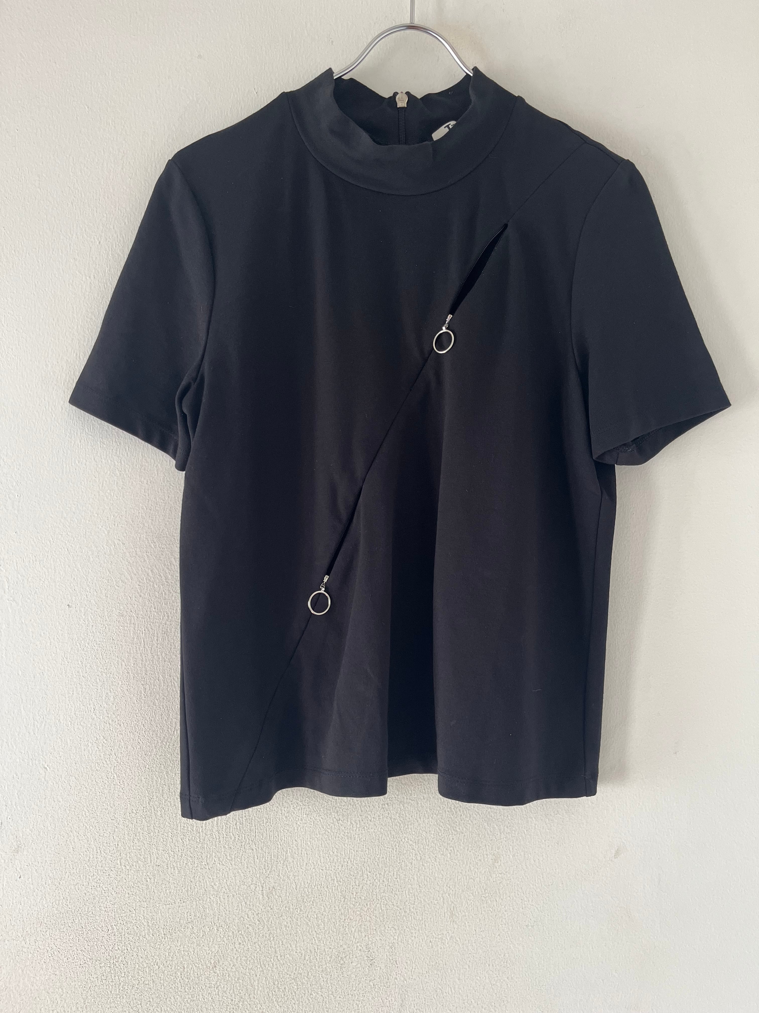 クールなカットソー