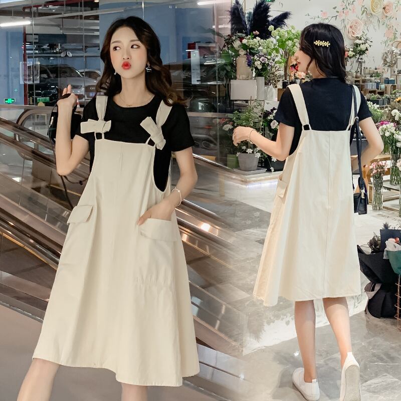 【新作】【送料無料】 黒半袖コットンTシャツ+大ポケットスラップデニムドレスツインセットマタニティ妊婦服セット ショート ブラック ハーフスリーブ AL expec390359068742