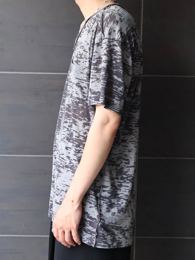 【d&g】mottled pattern V neck top