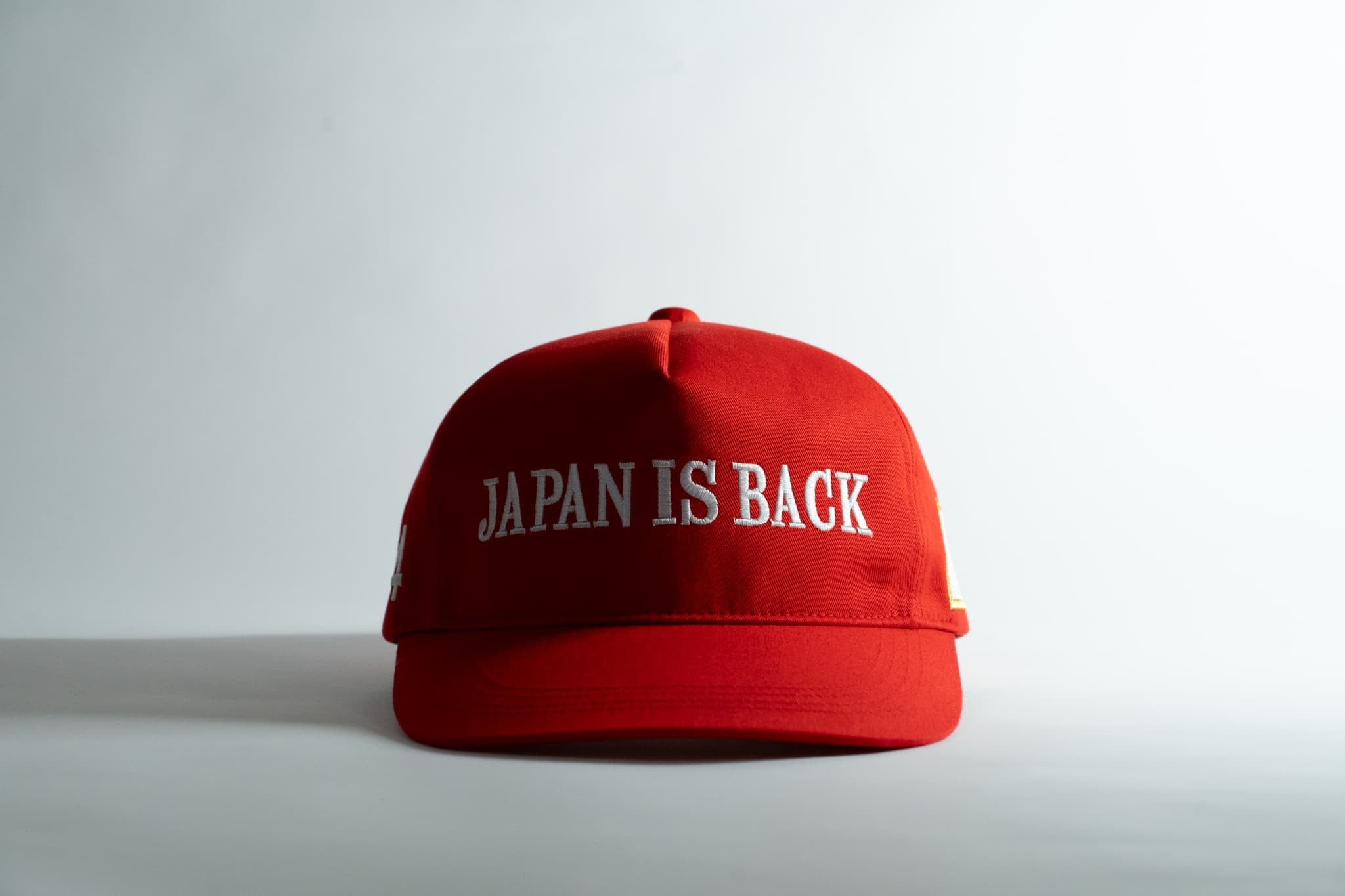 Japan is back キャップ レッド | チームサナエ Veanas号公式グッズ