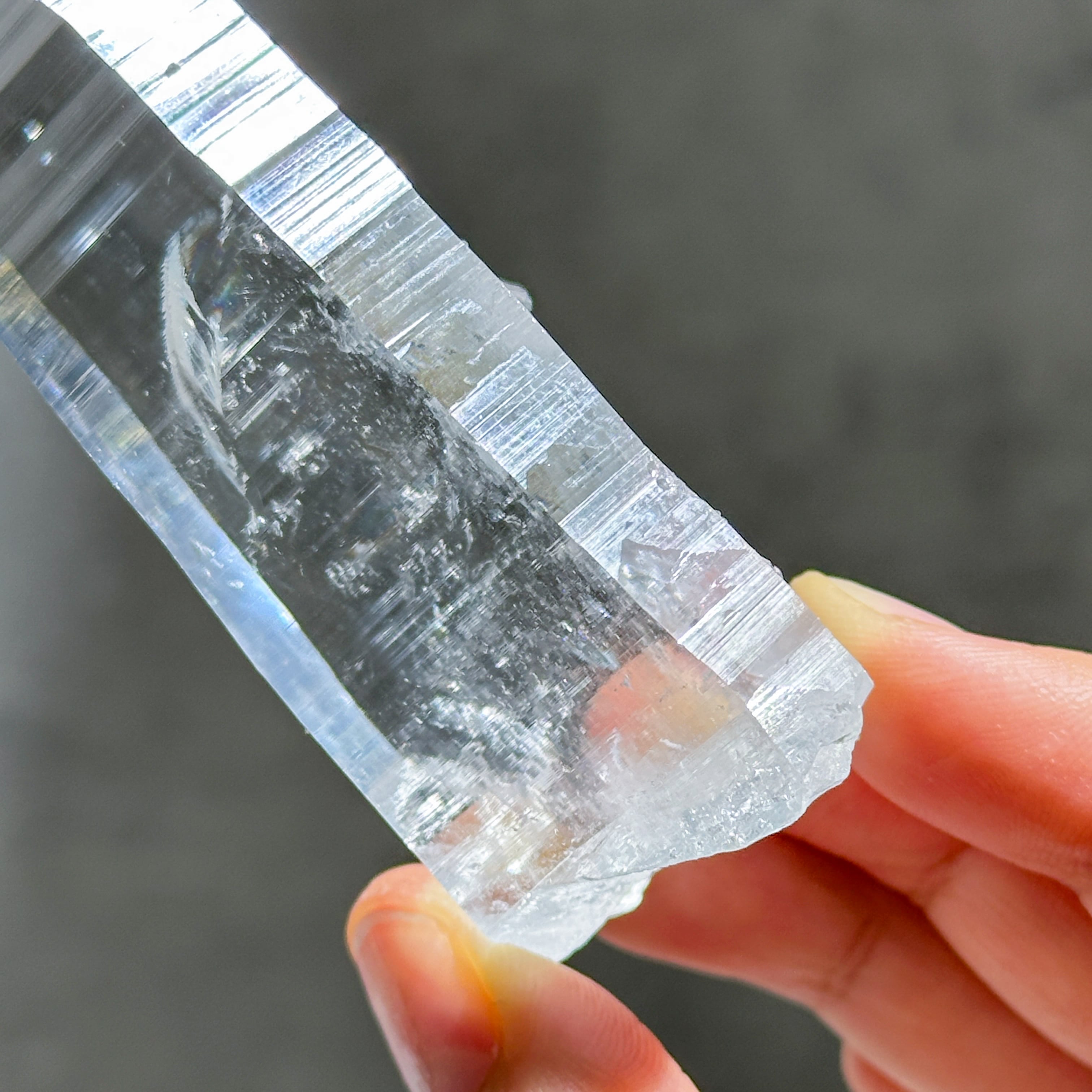 虹◎コロンビアンレムリアンクォーツ 原石62◇Colombian Lemurian