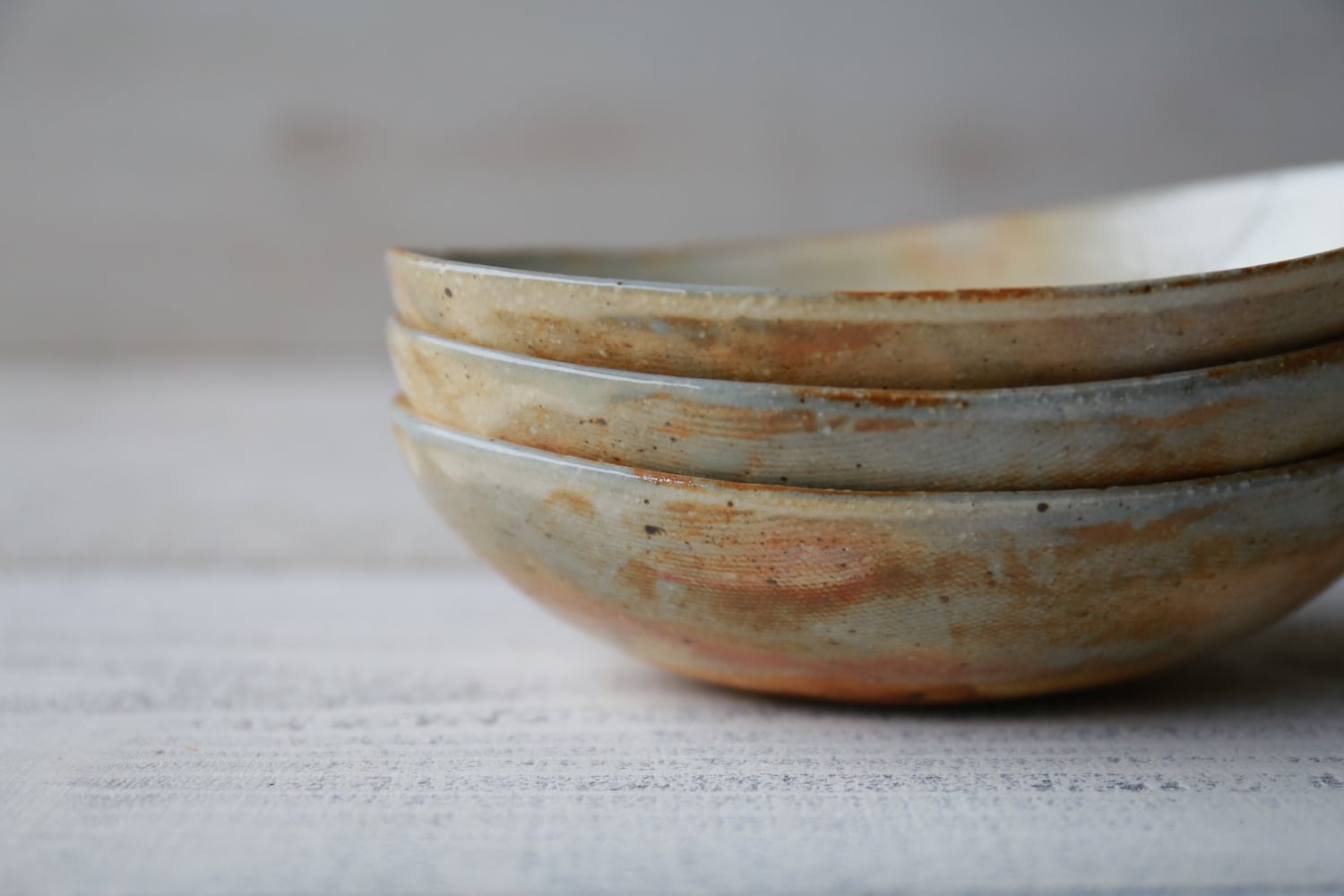 荒鉄線 楕円深鉢 小 | 古谷製陶所