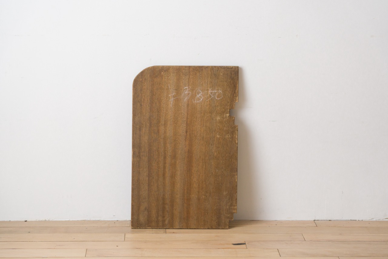 カクカクと角丸のラワンの一枚板｜63.5×41.5×2cm｜i-206