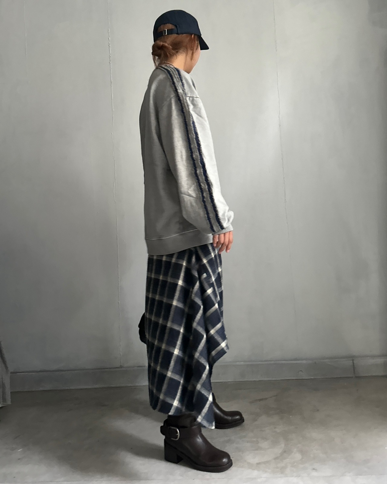 【unused.lab】Sideline denim patch スウェット/グレー
