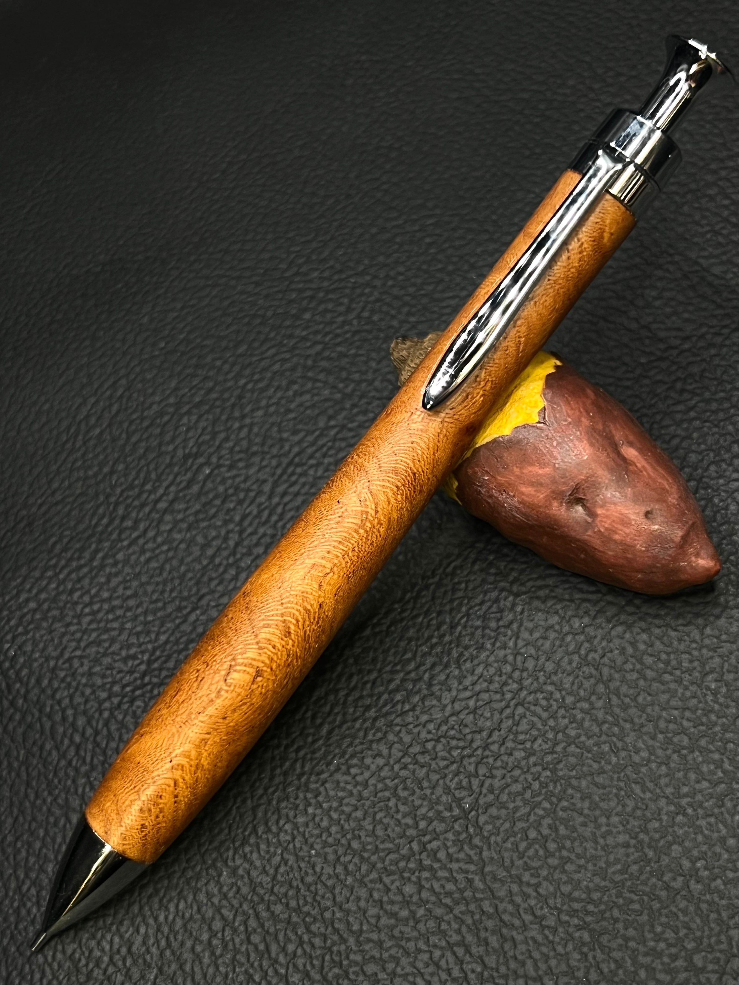 45 朴 極上杢 「ボールペン シャーペンへ変更可能」 | こぶた工房