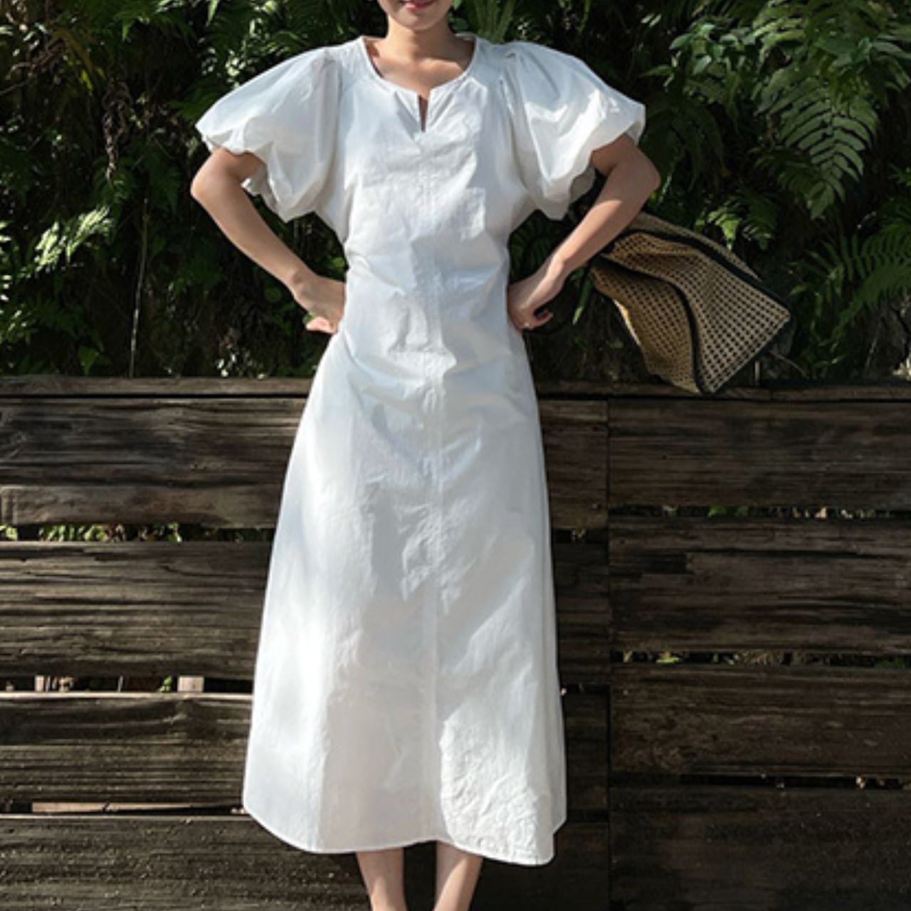 White puff sleeve dress S1302