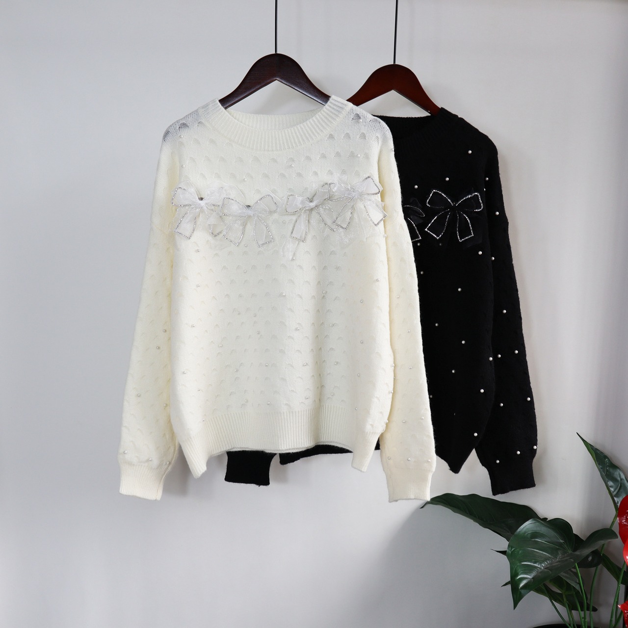 Im9865 【tops】気質満点大人可愛いリボン付きラウンドネックカジュアルセーター2色 M-9865 | nanastyle