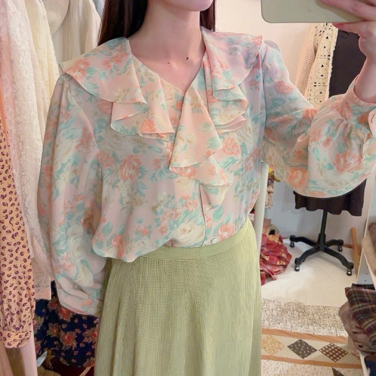 flower frill collar pink blouse