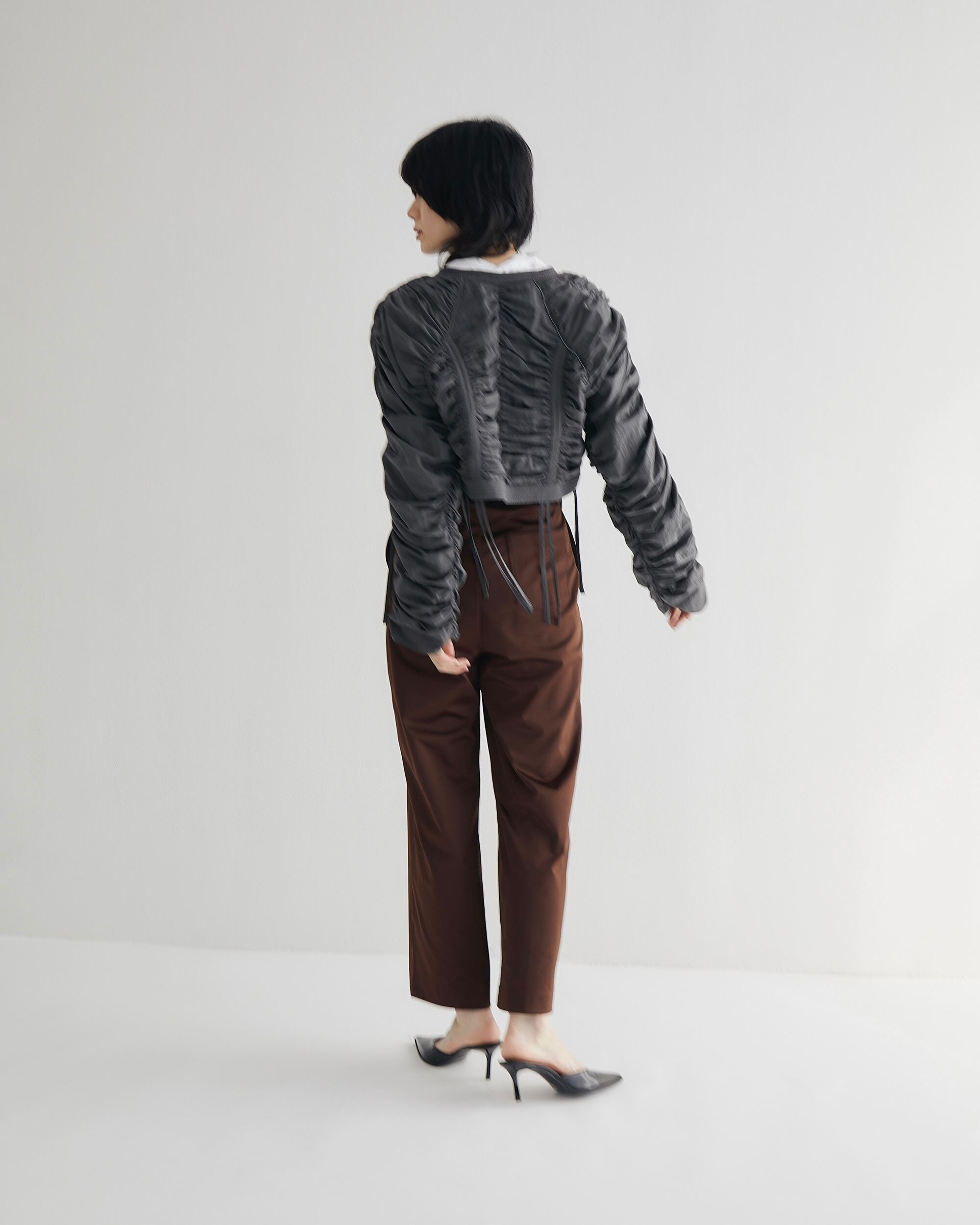 Bright Gather Blouse(GRAY) | selenahelios
