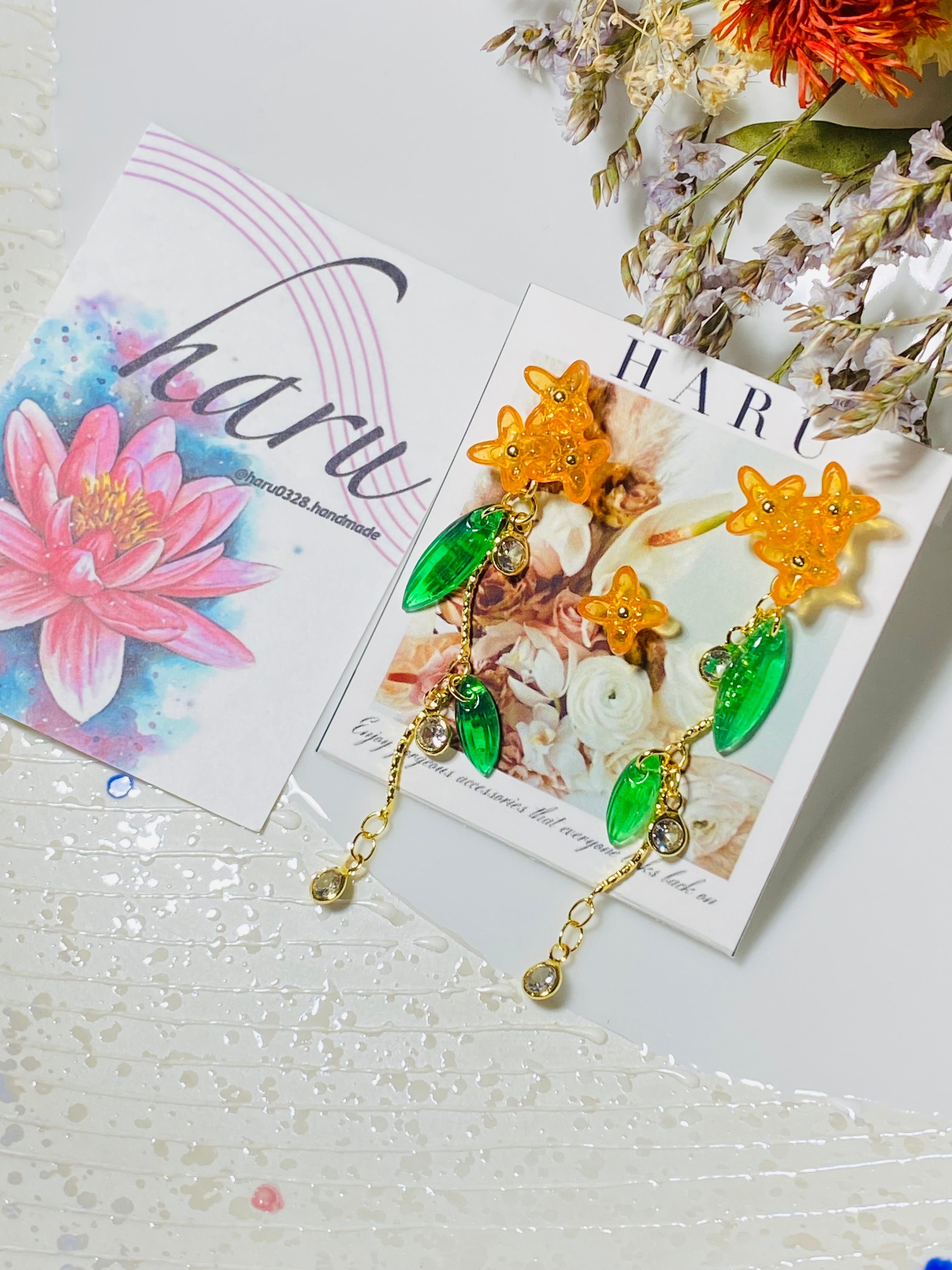 momoka様 11.24 ヨウム レジンヘアゴム 金木犀 ＊受注制作＊ 金木犀に