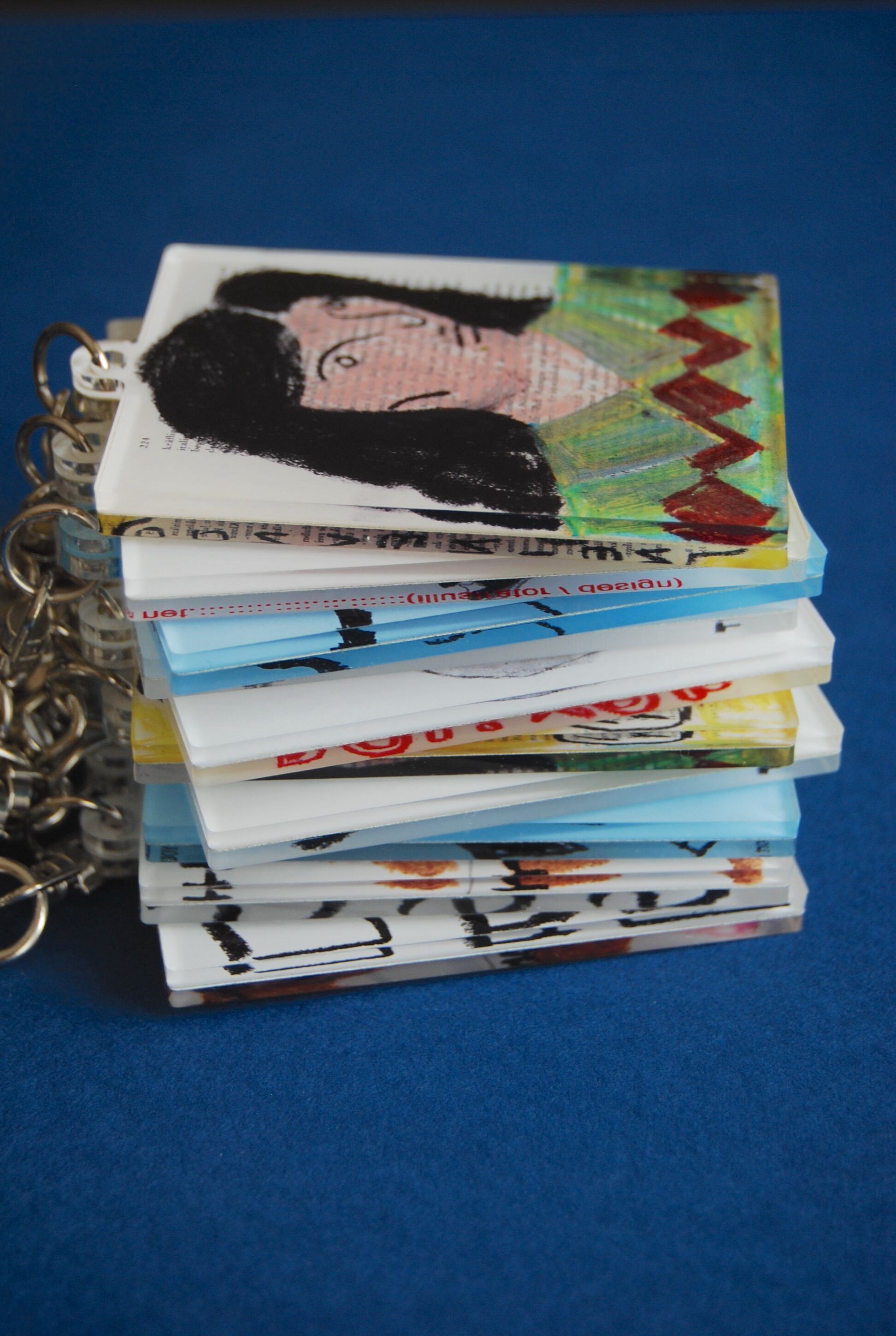 Blue Horse : Keychain | CONVENIENCE YOUNG