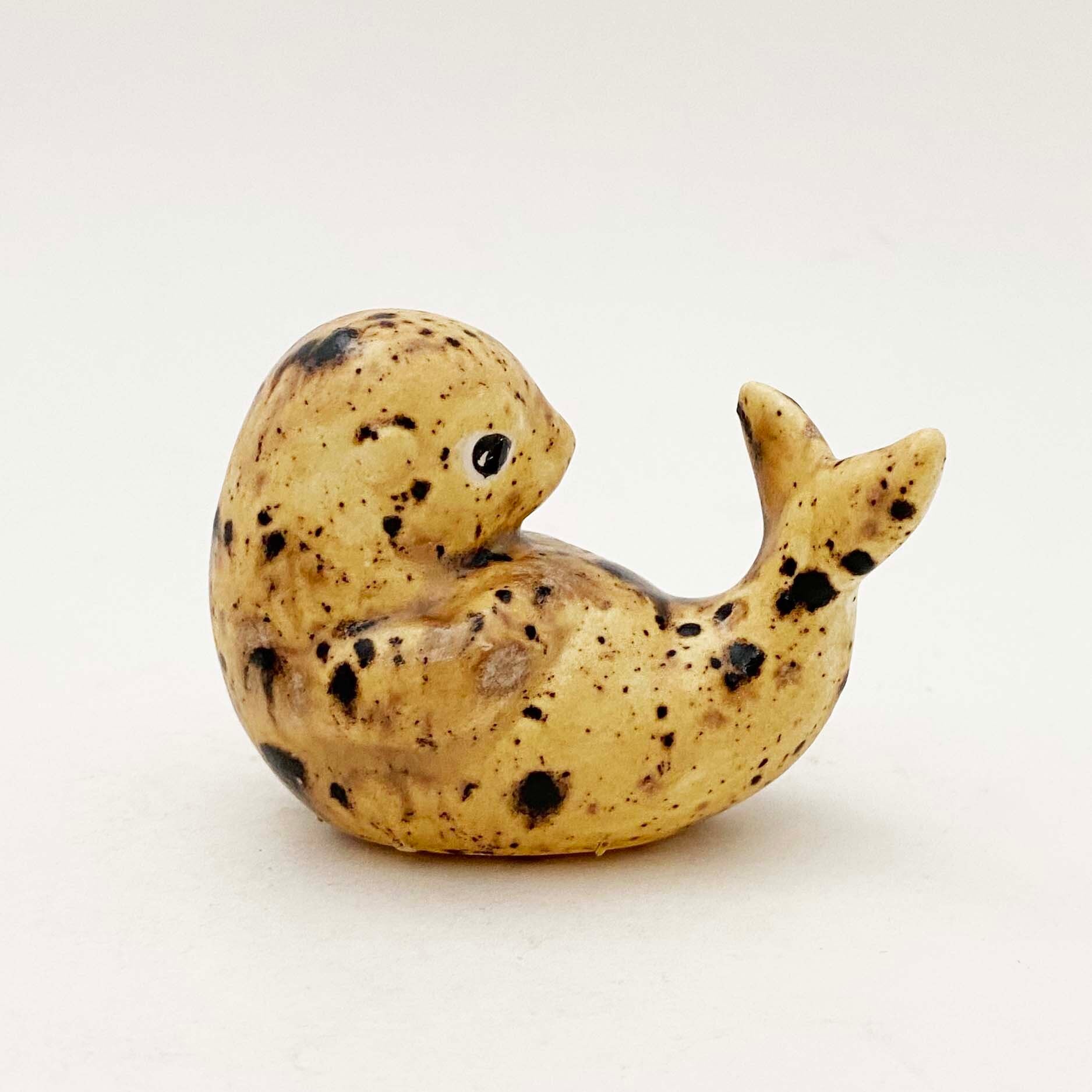 陶器のアザラシ(アラスカ土産)