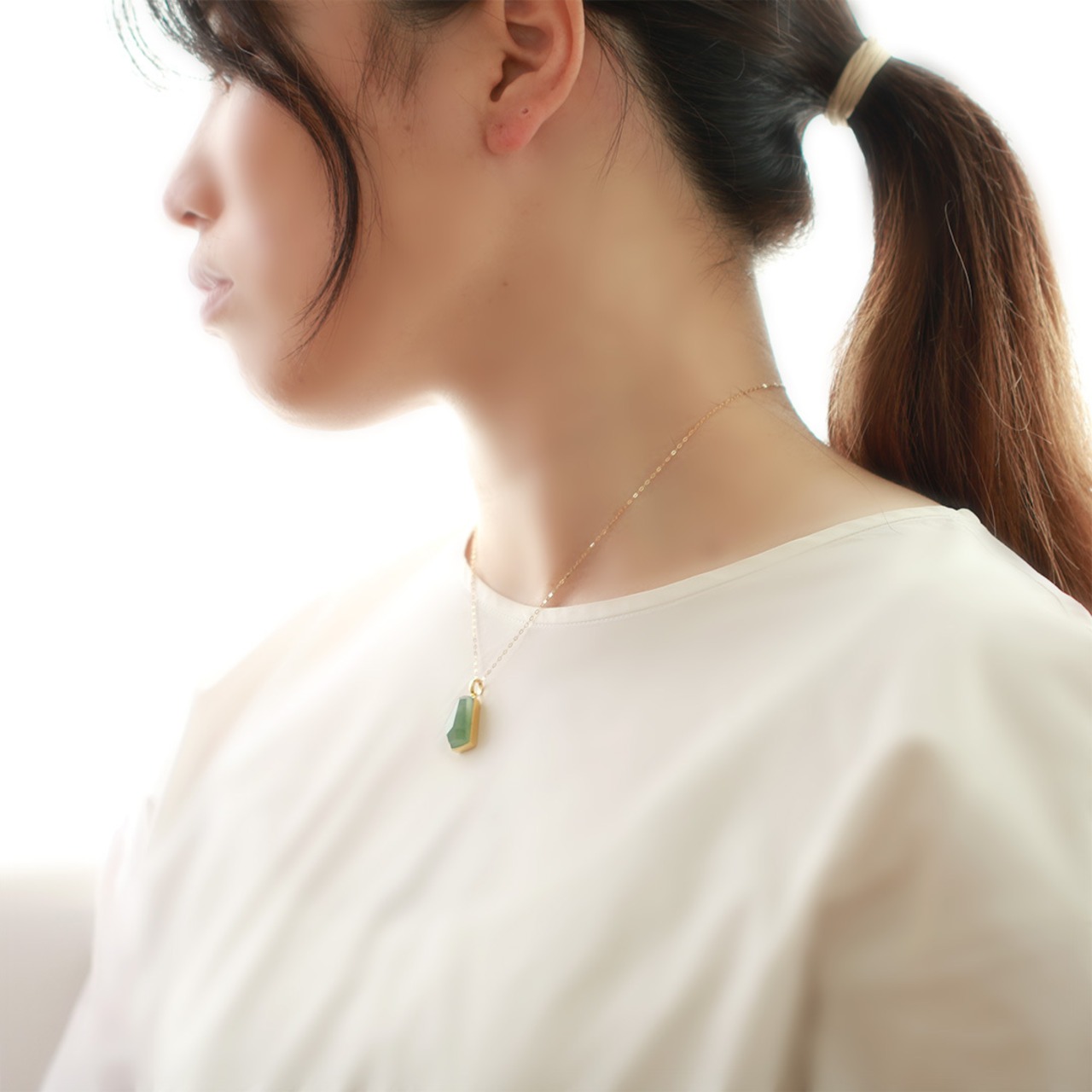 翡翠ラフカットシリーズペンダントトップ K10YG rough moss green A貨翡翠 jd_pt1267