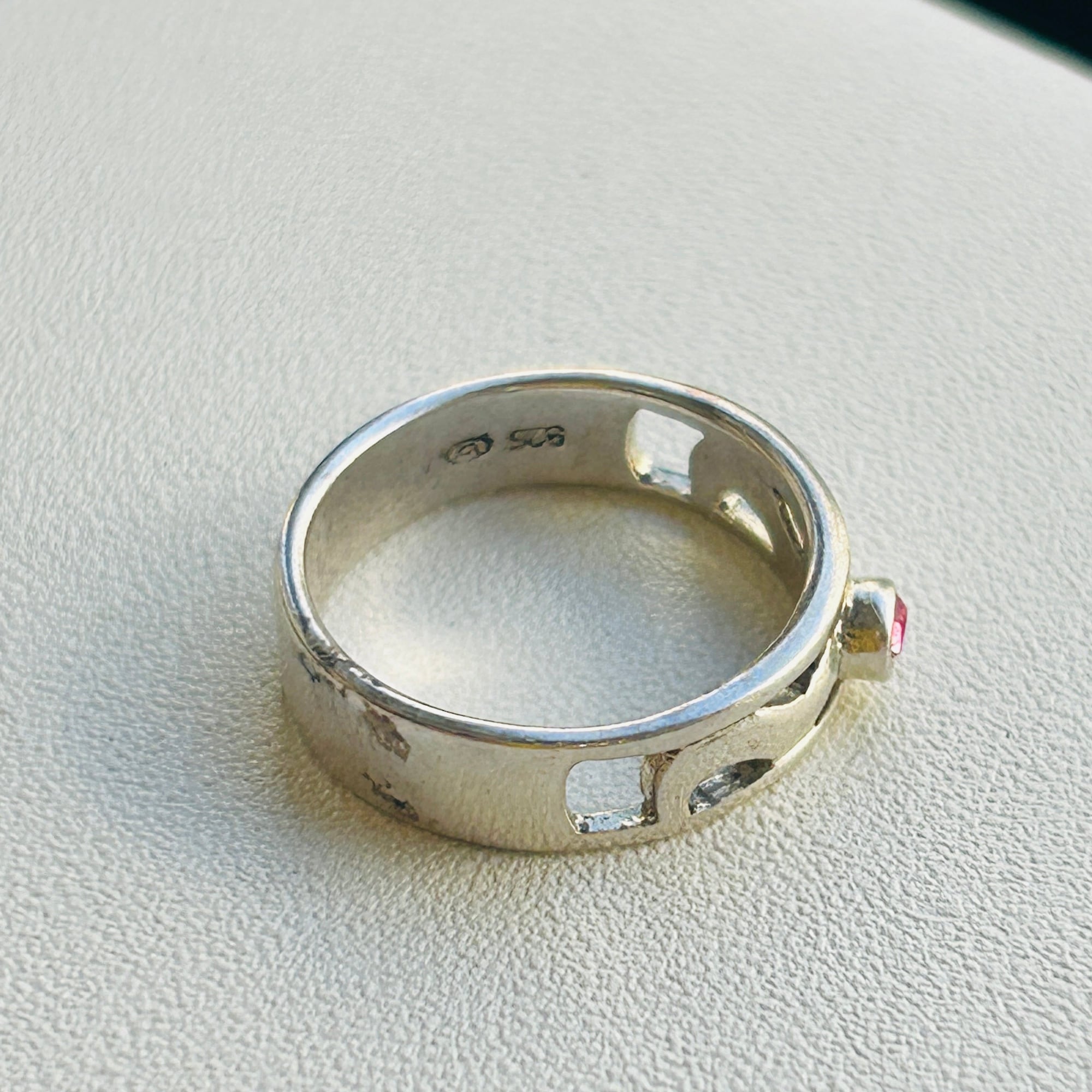 4号】シルバー925 Pinkストーンピンキーリング | Milo Antiques & Vintage