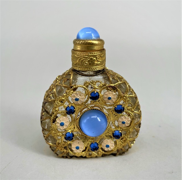 クリスタル　花瓶　鳥の模様