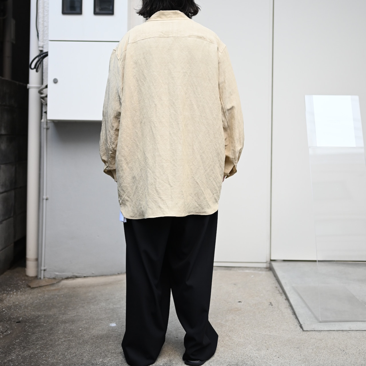 Nonnotte / Calm Oversized Open Collar Shirt