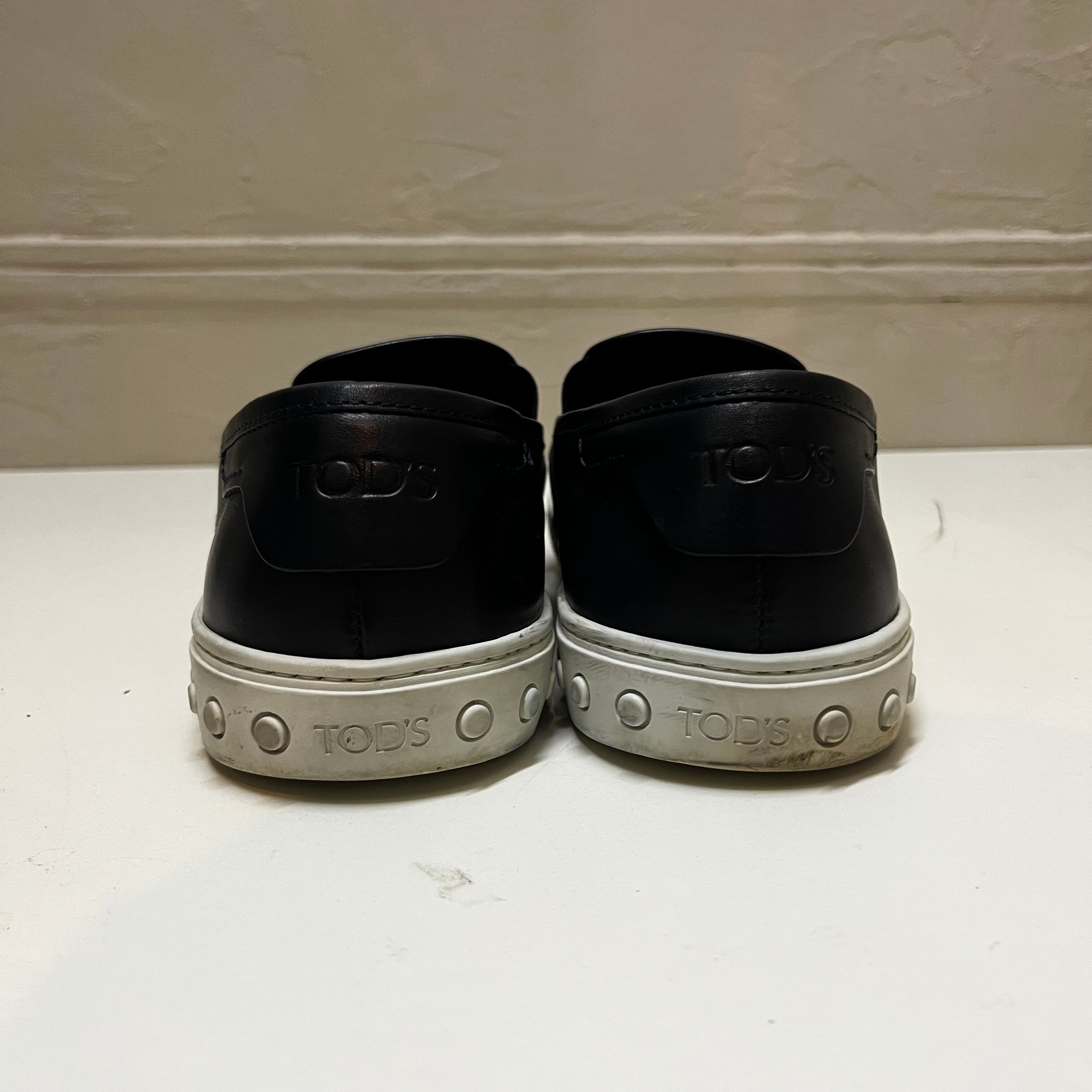 トッズレザースリッポンブラック