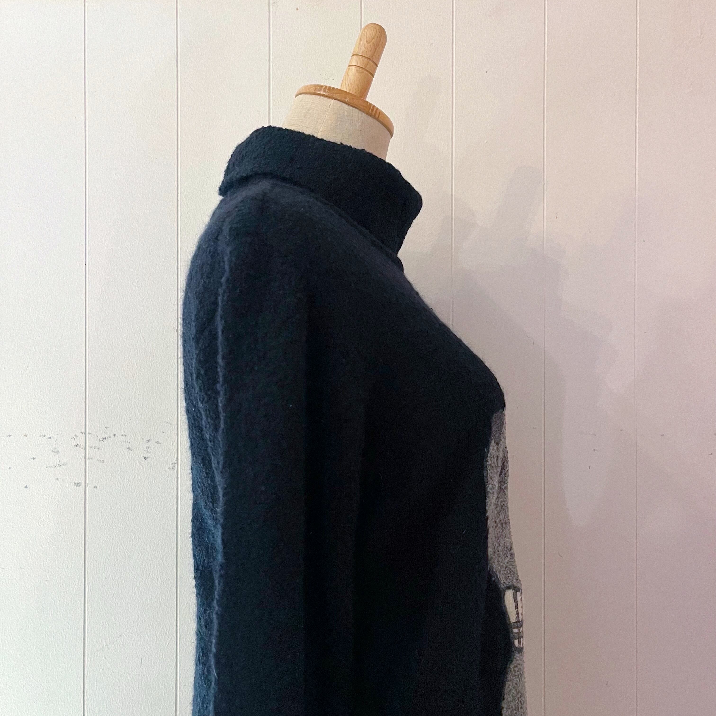 CASTELBAJAC / muffler bear black turtle sweater