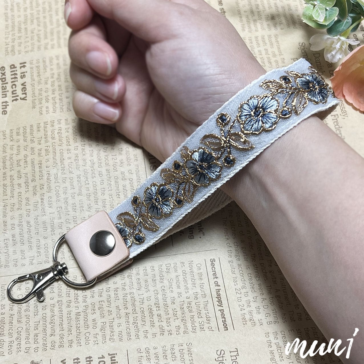 TIDE 蓄光 配送 キーホルダー TIDE BLOOM 限定 蓄光 キーホルダー