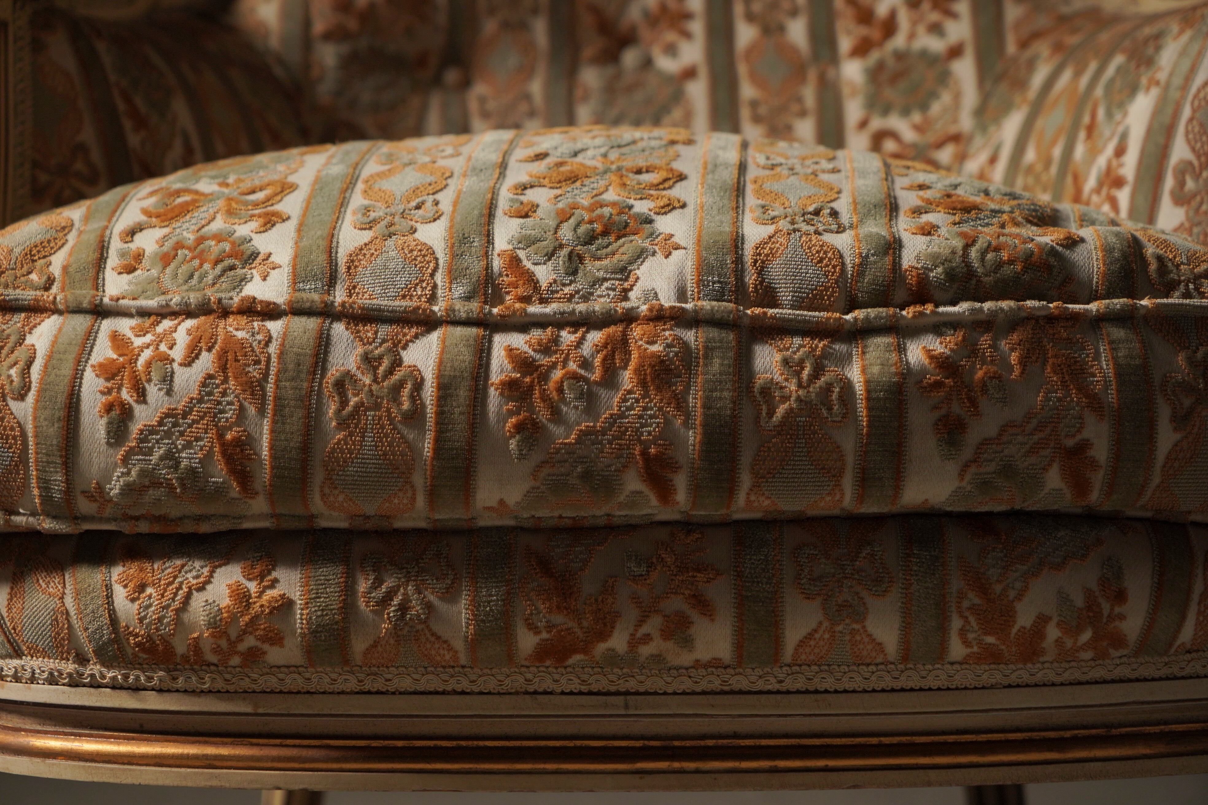 シングルソファー/ソファー/花柄/刺繍/彫刻/アンティーク | IWARE kagawa