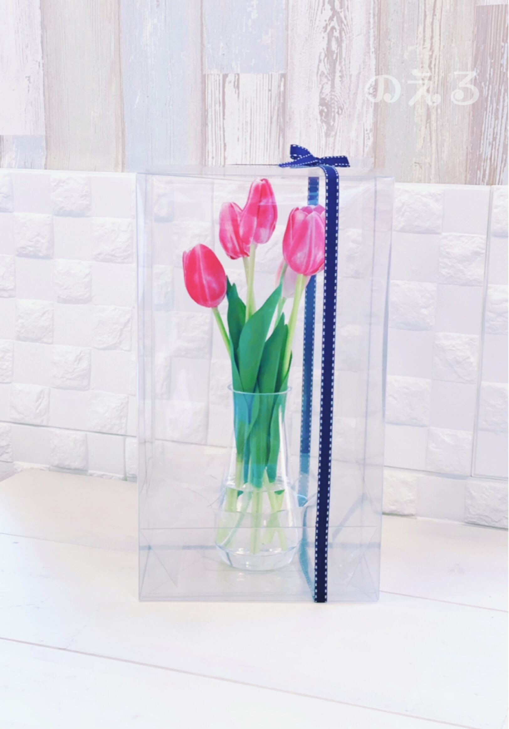 レビュー高評価の商品 造花 チューリップとジャスミンのマジカルウォーターアレンジ 選べる2色 シルクフラワー Ct触媒 Atlantide1 Com