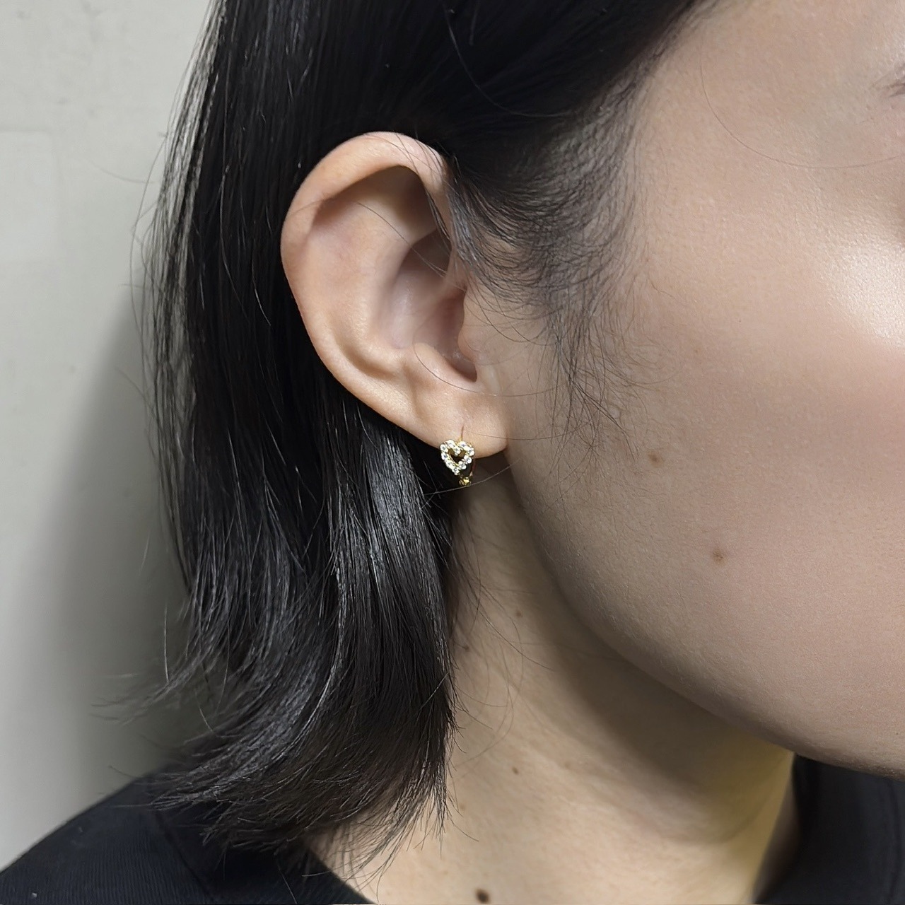 TINY HEART Hoop Pierce