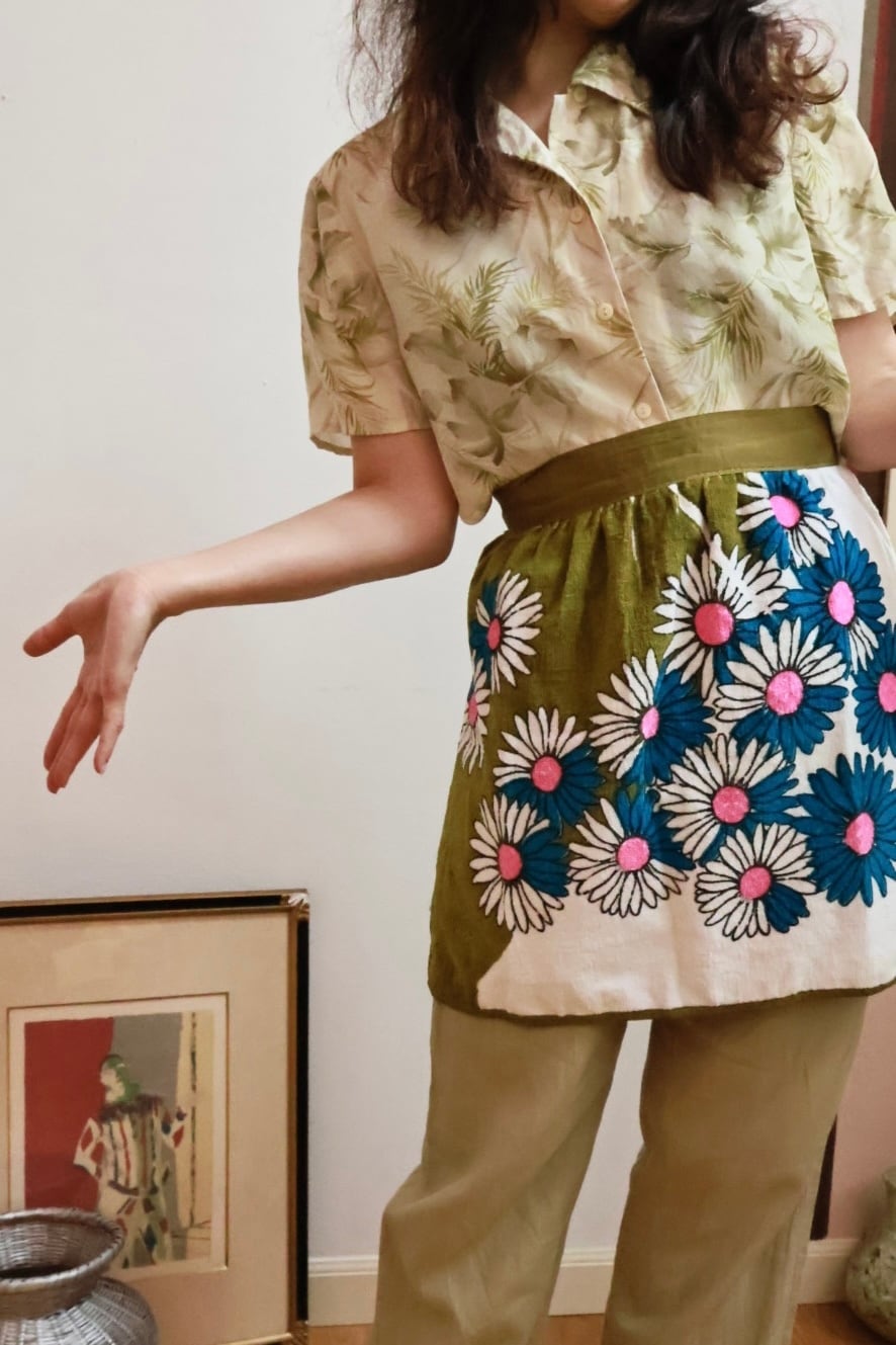 Bloom in Olive Vintage Floral Pile Apron