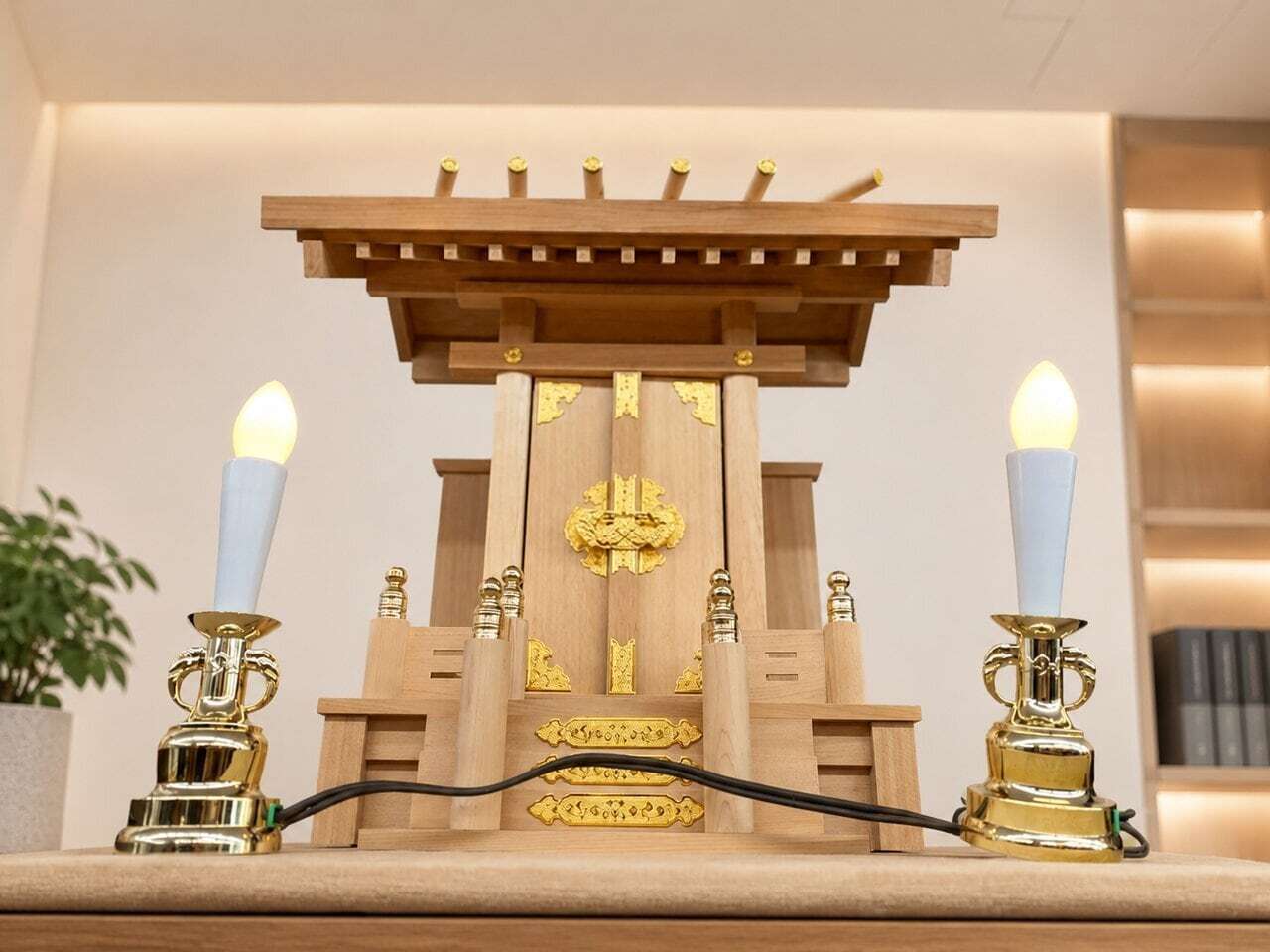 神棚に置いた金の2本立て