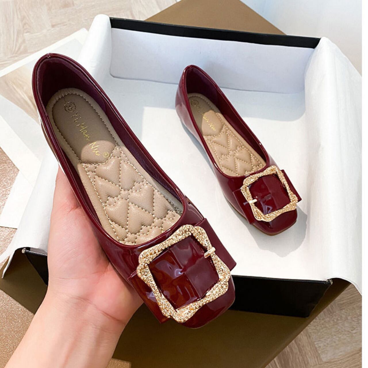 スクエア ゴールドバックル シューズ -レッド