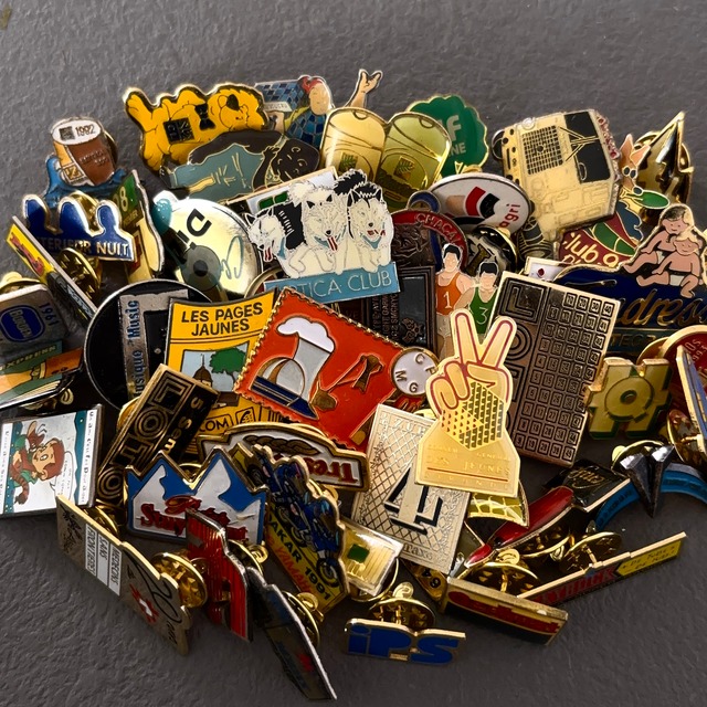 50個  フランス雑貨 ヴィンテージ  ピンバッジ ピンズ France pins  Pin badge vintage 古着 通販 リメイク ブローチ  アタッチメント付属 雑貨 2412026_2511007 -7