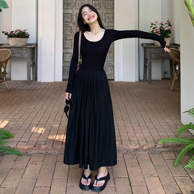 【予約販売】ワンピース レディース ロングワンピース Uネック 長袖 美ライン ブラック シック 体型カバー Aライン ワンピ 大人可愛い シンプル エレガント おしゃれ こなれ感 韓国 旅行 バカンス 春 夏 トレンド S/M/L