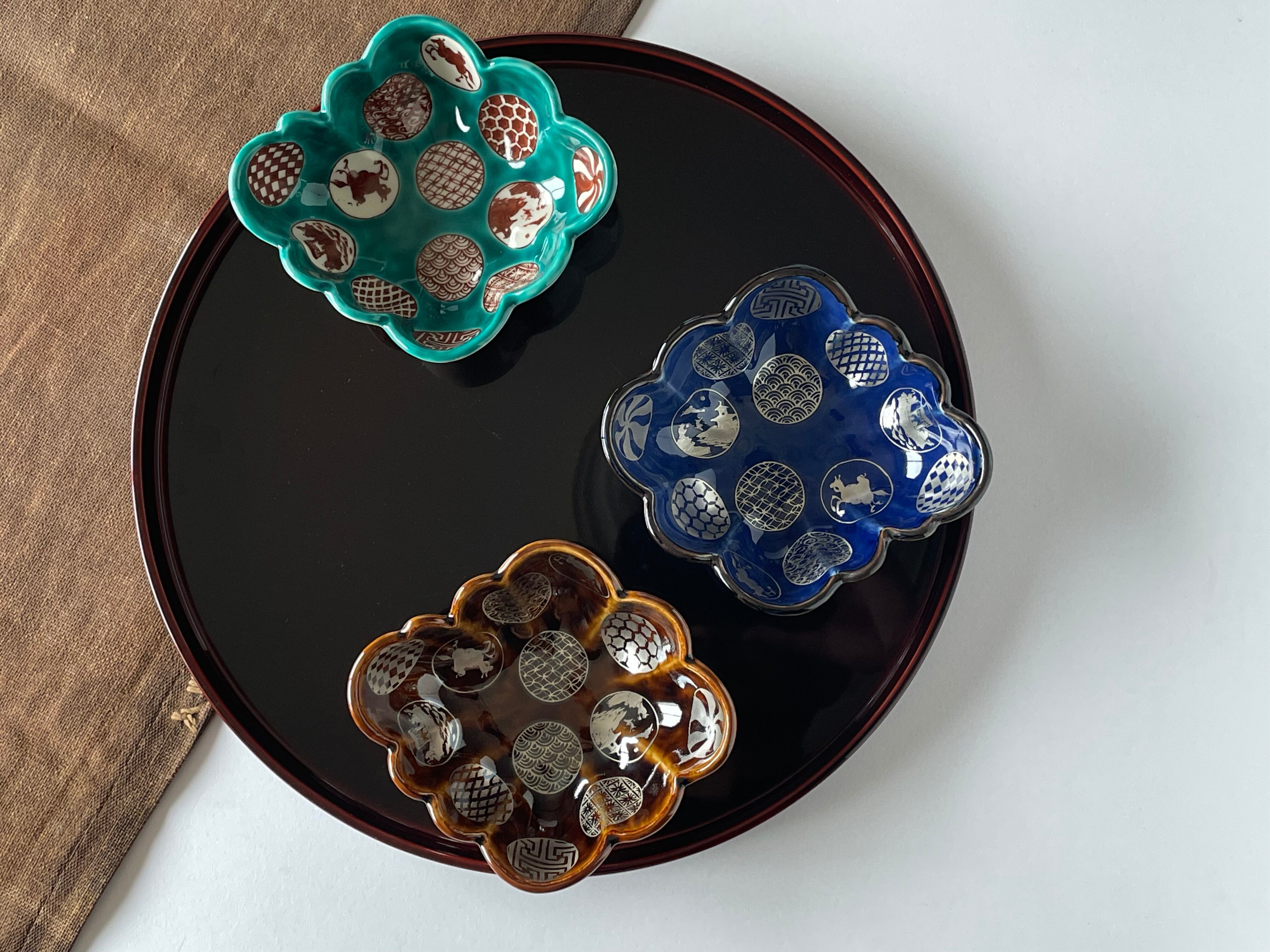 有田焼 福泉窯 呉須木瓜型小鉢銀彩丸紋 | FUCHIGAMI TOJIKI