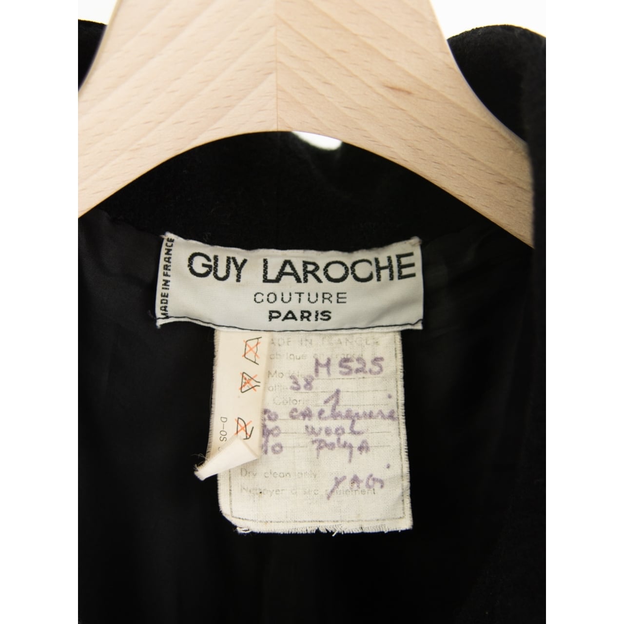 GUY LAROCHE COUTURE PARIS】Made in France Cashmere-Wool GUY LAROCHE COUTURE PARIS】Made in France Cashmere-Wool