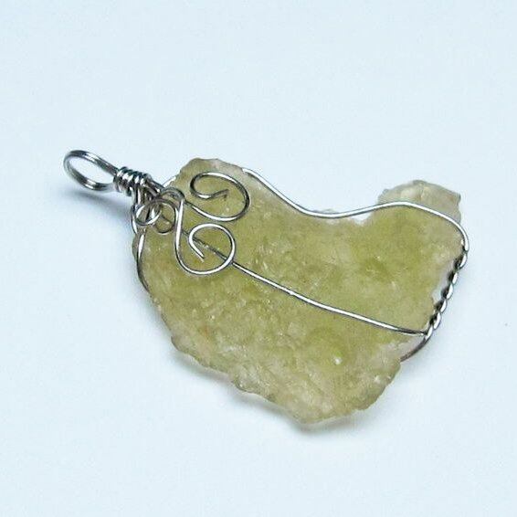 リビアングラス ペンダント 一点物 メール便可 112-13800